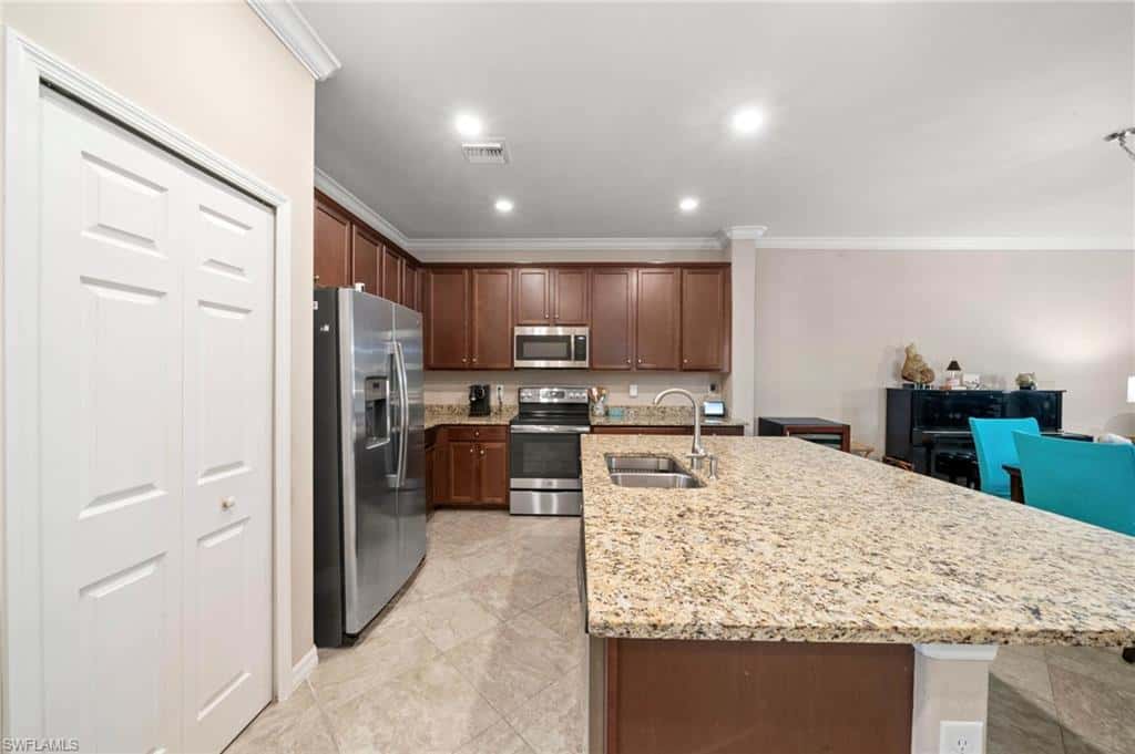 9086 Woodhurst Dr, Naples, photo 6