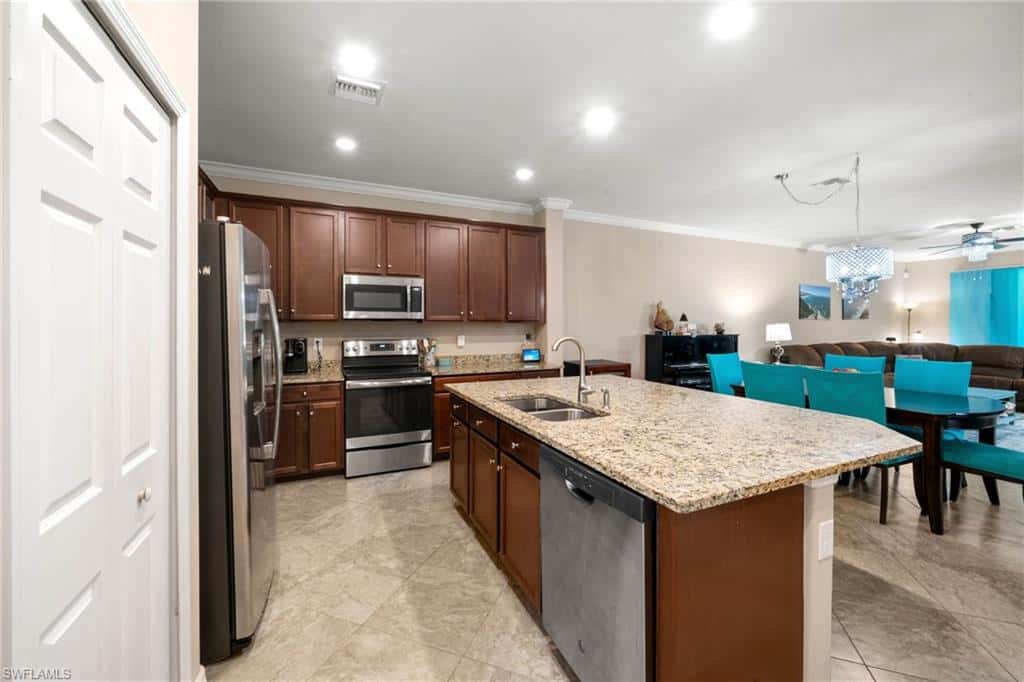9086 Woodhurst Dr, Naples, photo 12