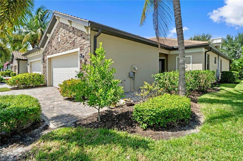 9086 Woodhurst Dr, Naples, photo 30