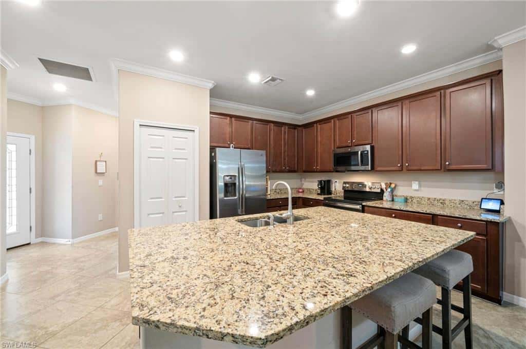 9086 Woodhurst Dr, Naples, photo 18