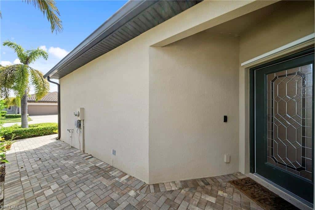 9086 Woodhurst Dr, Naples, photo 37