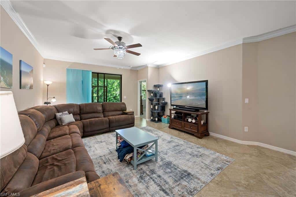 9086 Woodhurst Dr, Naples, photo 4