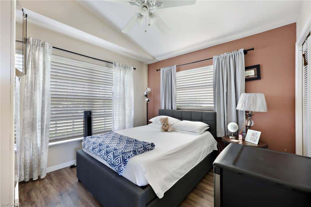 5018 Eclipse Ct, Naples, photo 12