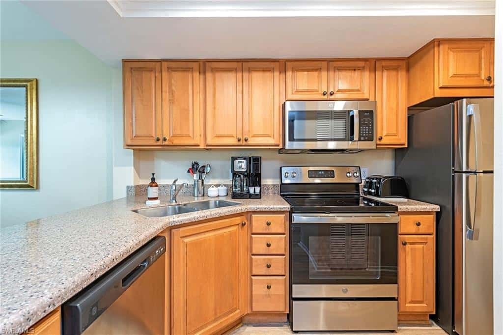 600 Neapolitan Way #212, Naples, photo 4