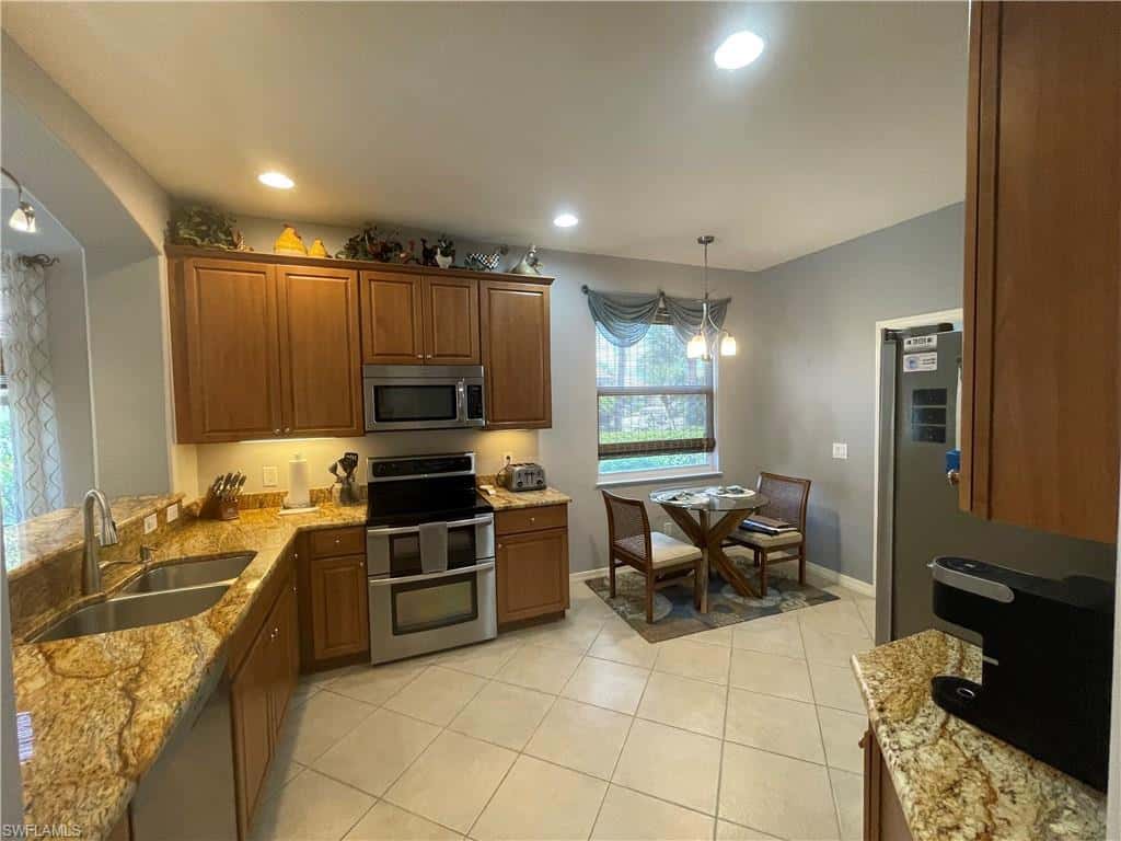 10630 Camarelle Cir, Fort Myers, photo 23