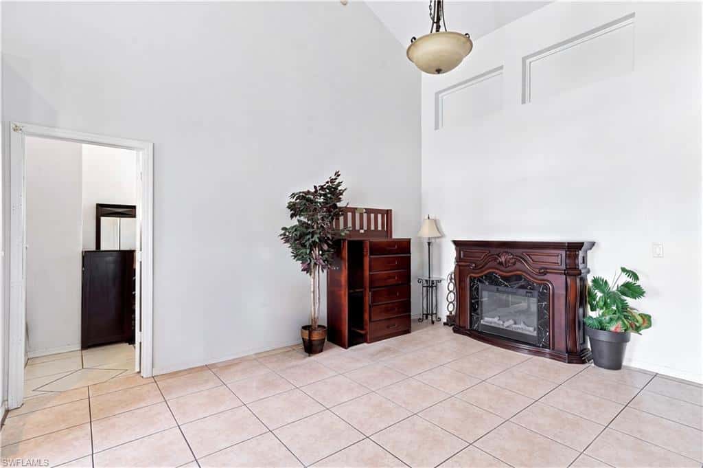 1140 Golden Gate Blvd, Naples, photo 10