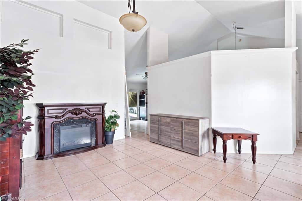 1140 Golden Gate Blvd, Naples, photo 11
