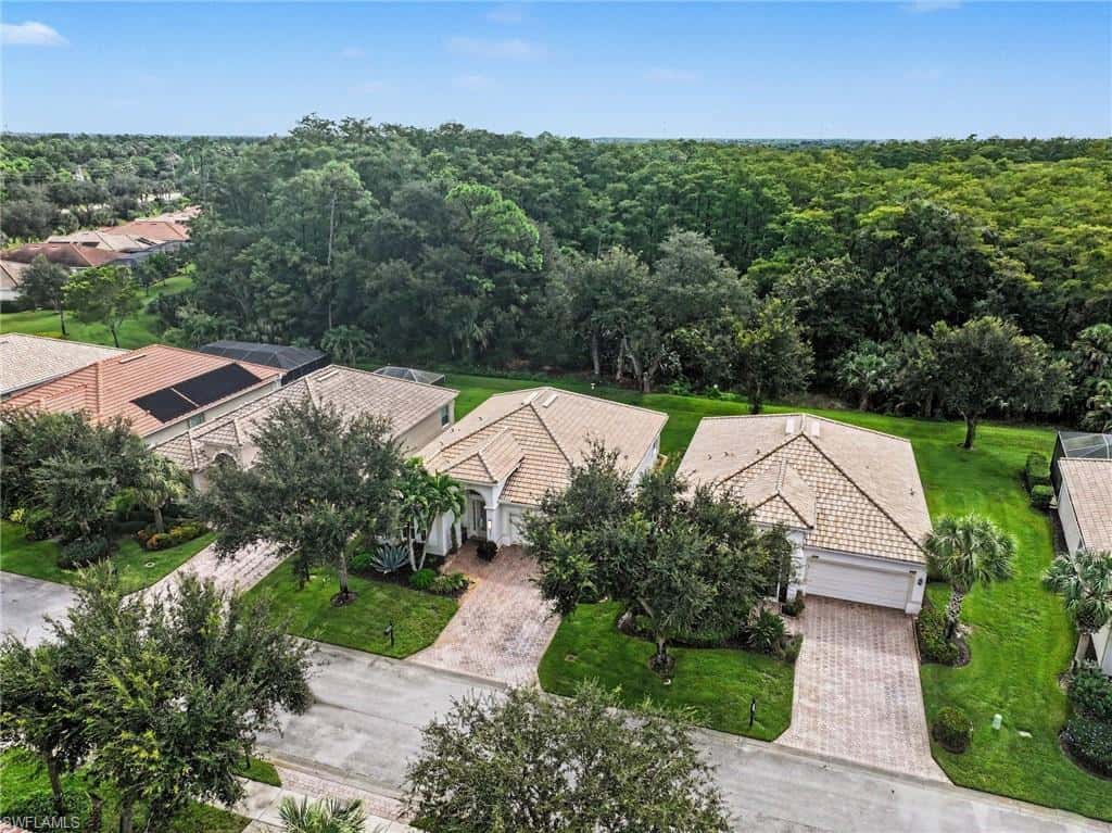 10534 Yorkstone Dr, Bonita Springs, photo 27