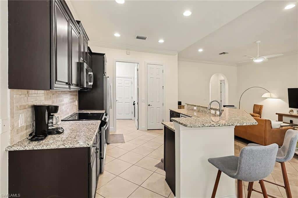 10534 Yorkstone Dr, Bonita Springs, photo 12