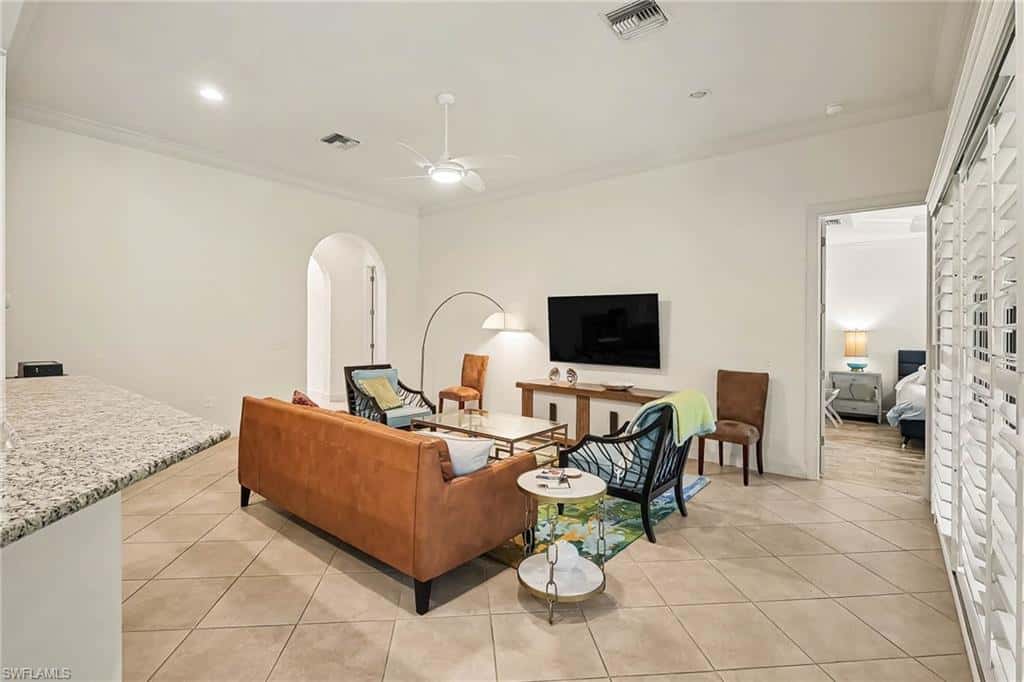 10534 Yorkstone Dr, Bonita Springs, photo 5