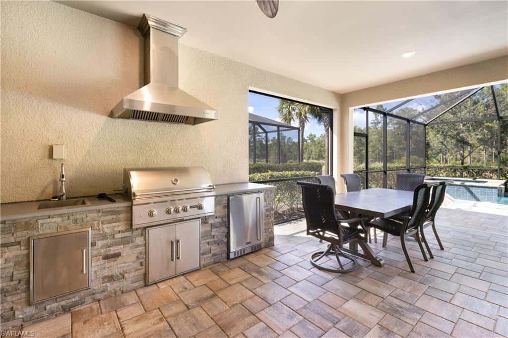 7700 Winding Cypress Dr, Naples, photo 23