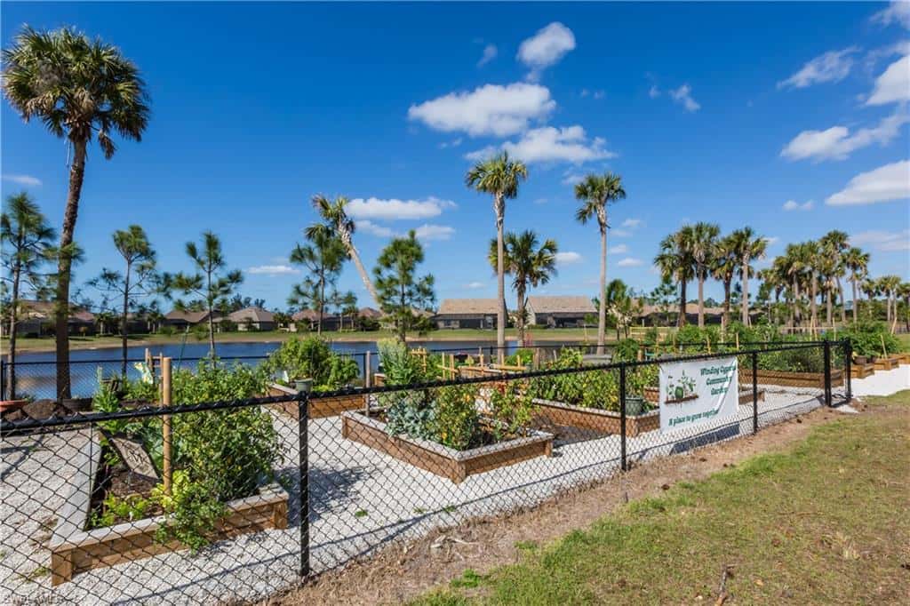 7700 Winding Cypress Dr, Naples, photo 42