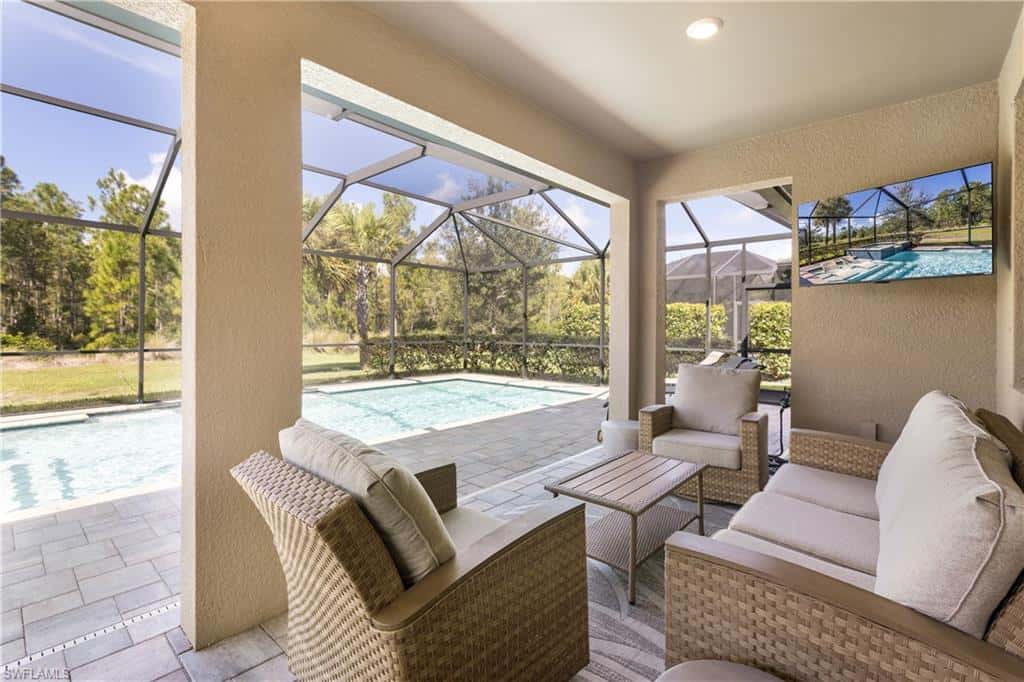 7700 Winding Cypress Dr, Naples, photo 24