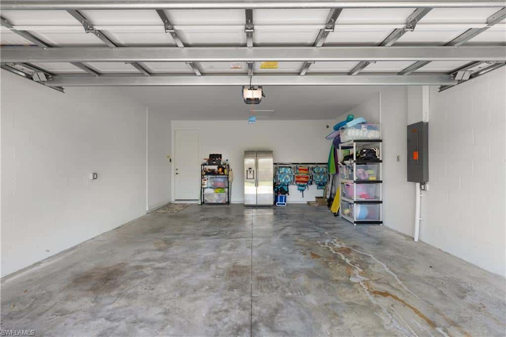 7700 Winding Cypress Dr, Naples, photo 29