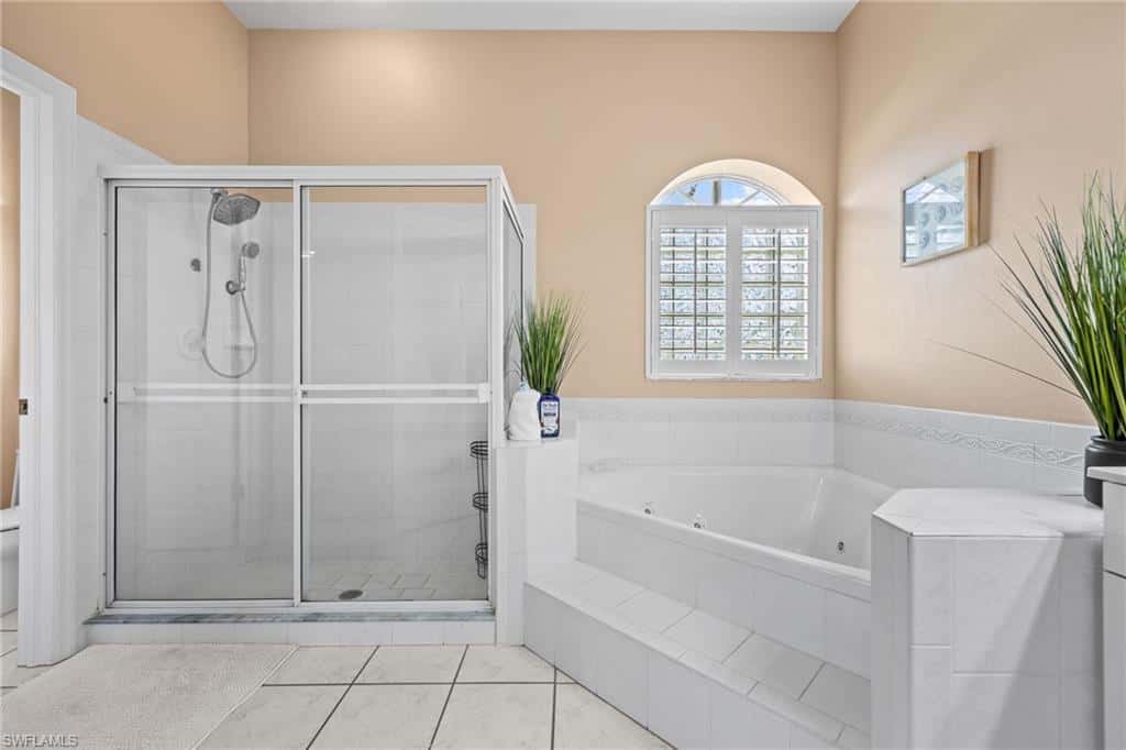 205 37th Ln, Cape Coral, photo 26