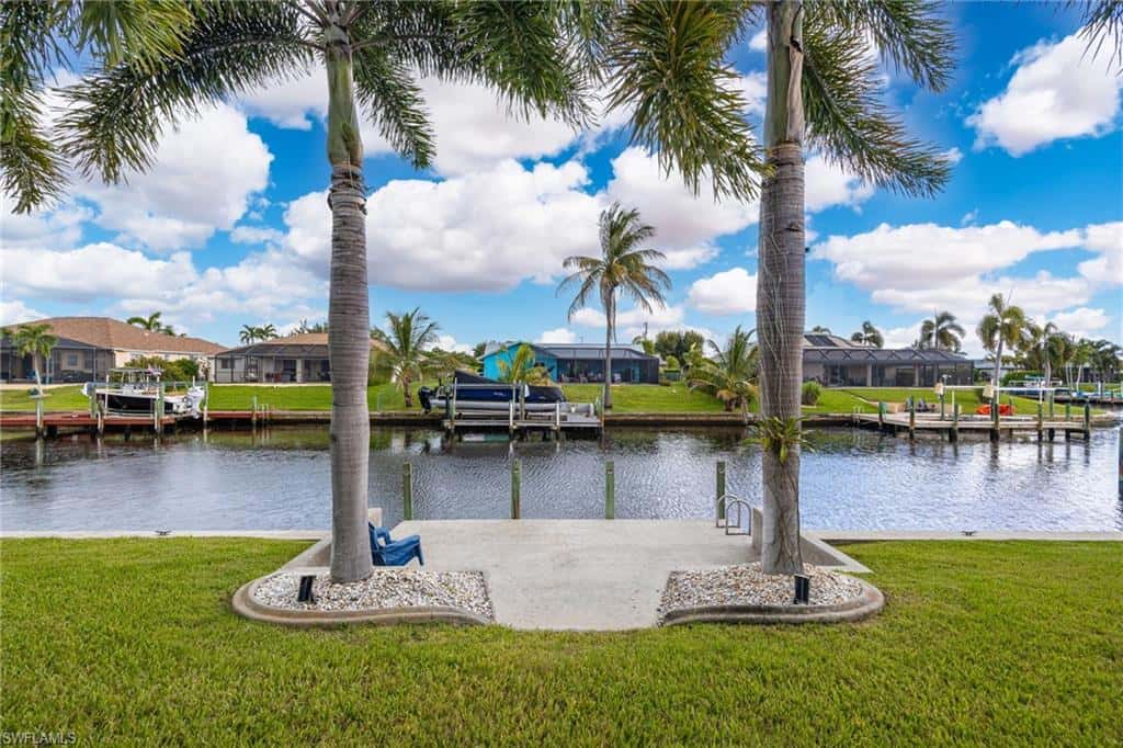 205 37th Ln, Cape Coral, photo 36