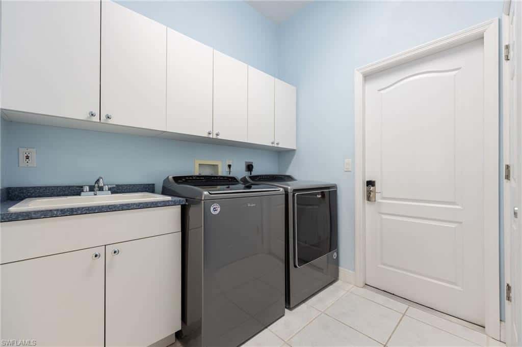 205 37th Ln, Cape Coral, photo 31