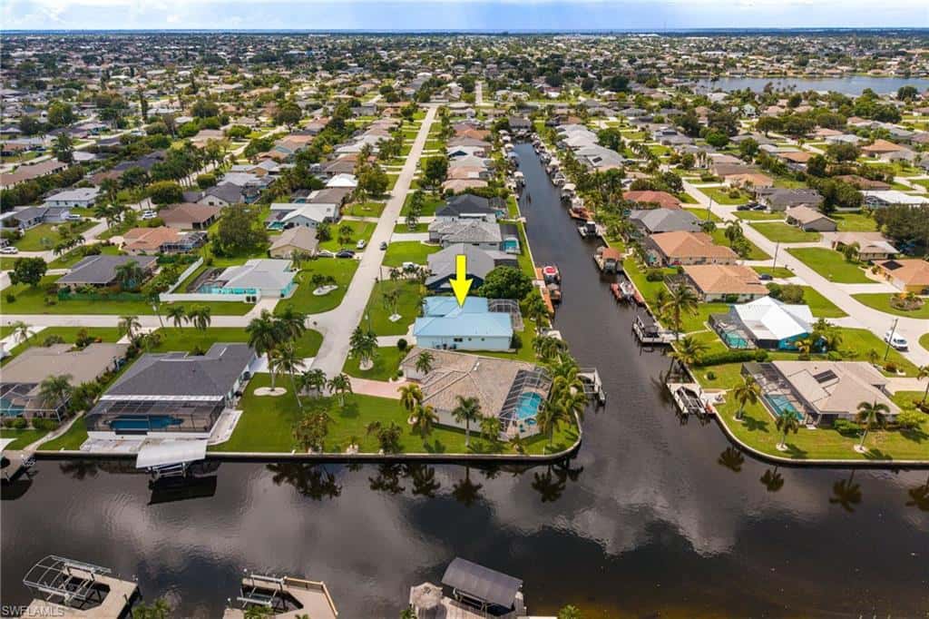205 37th Ln, Cape Coral, photo 39
