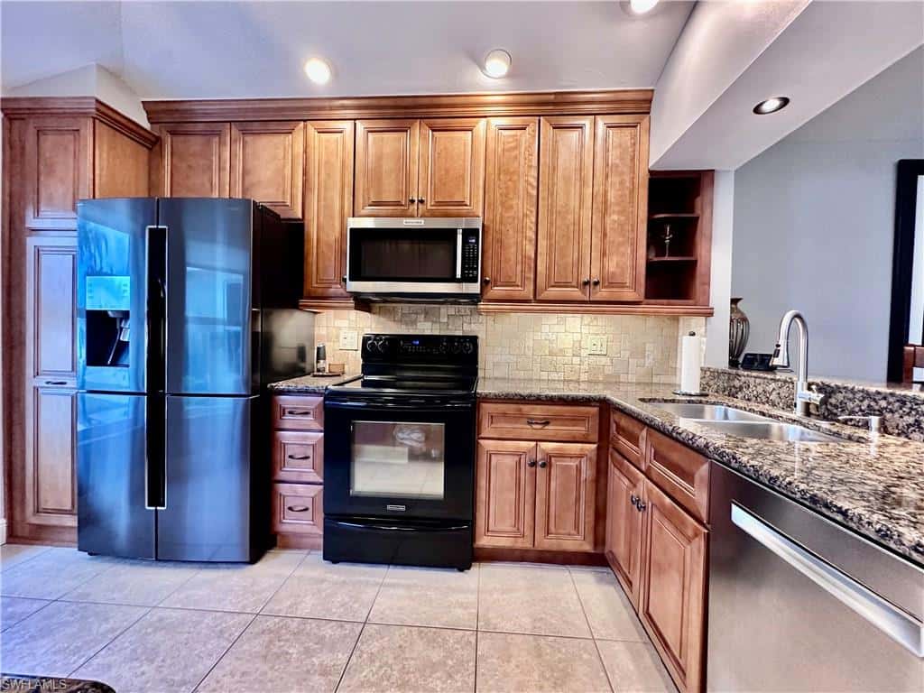 21137 Butchers Holler, Estero, photo 10