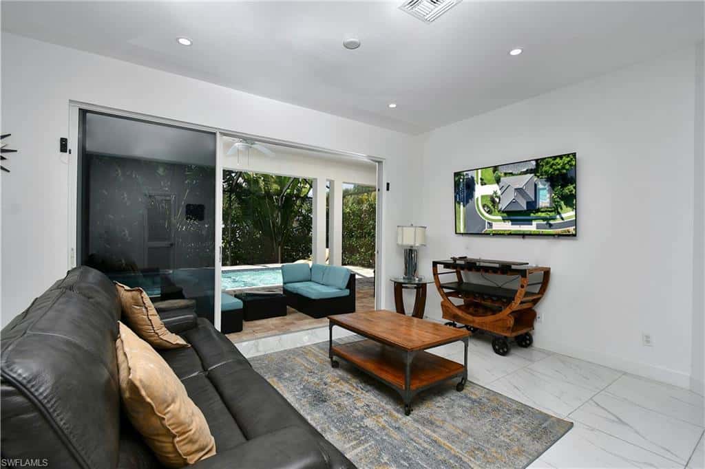 8213 Laurel Lakes Blvd, Naples, photo 13
