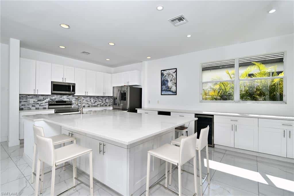 8213 Laurel Lakes Blvd, Naples, photo 17