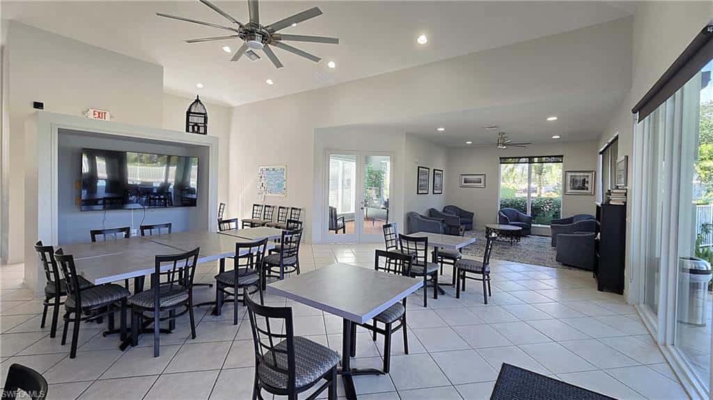 8213 Laurel Lakes Blvd, Naples, photo 43