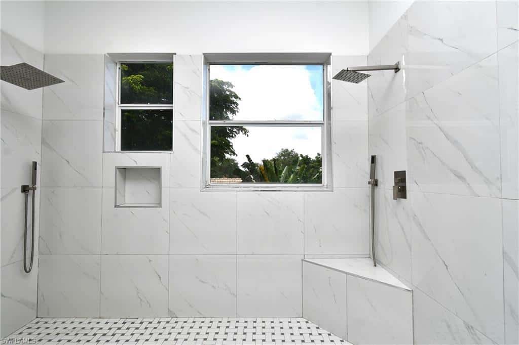 8213 Laurel Lakes Blvd, Naples, photo 31