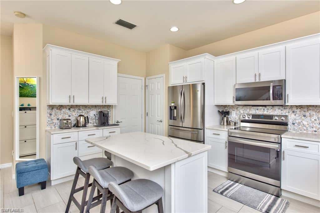 15591 Marcello Cir #143, Naples, photo 4