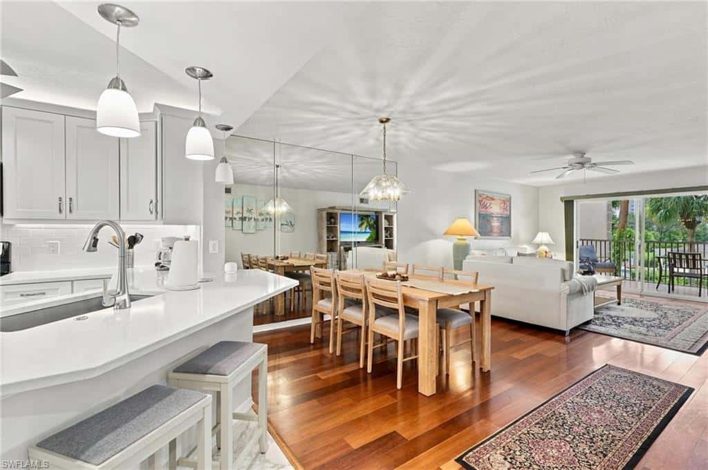 360 Horse Creek Dr #207, Naples, photo 6