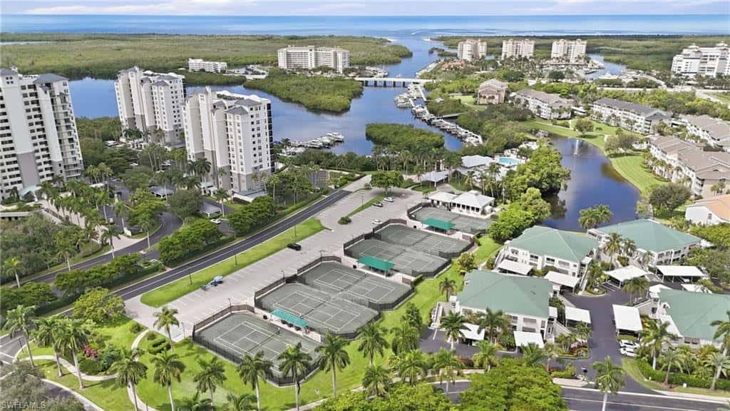 360 Horse Creek Dr #207, Naples, photo 26