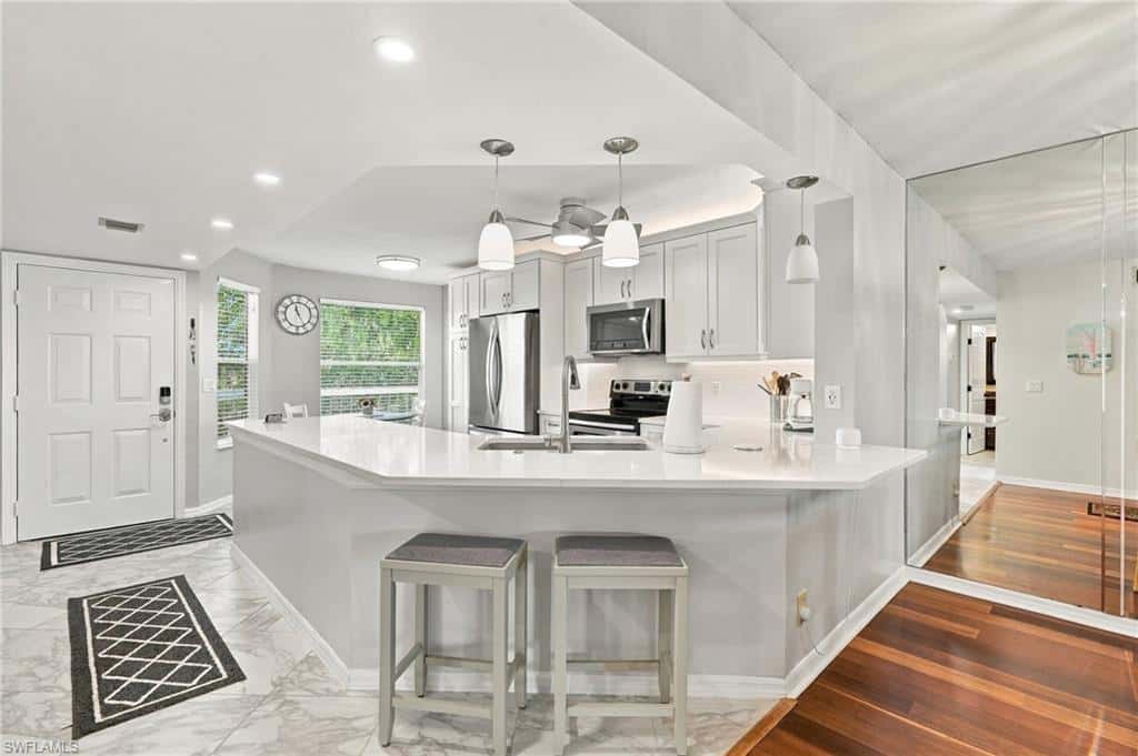 360 Horse Creek Dr #207, Naples, photo 7