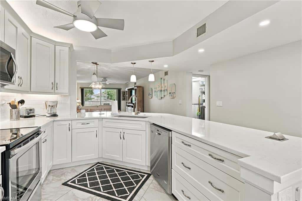 360 Horse Creek Dr #207, Naples, photo 9