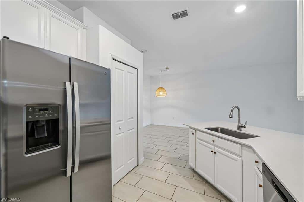 2583 Vine Ave, Naples, photo 12