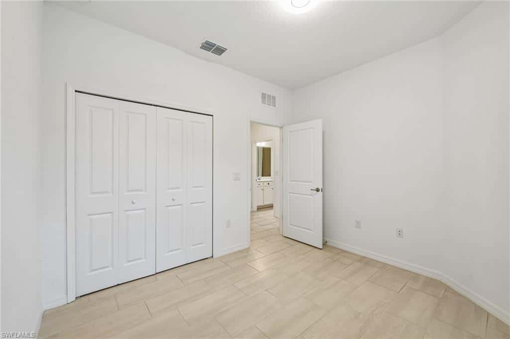 2583 Vine Ave, Naples, photo 22