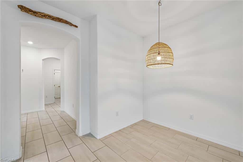 2583 Vine Ave, Naples, photo 9