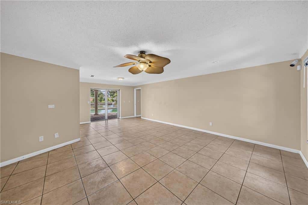 1928 Savona Pkwy, Cape Coral, photo 6
