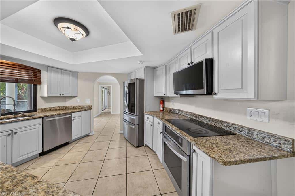 1928 Savona Pkwy, Cape Coral, photo 12