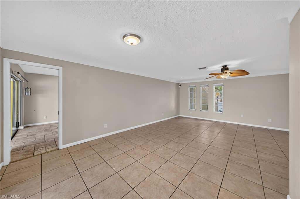 1928 Savona Pkwy, Cape Coral, photo 7