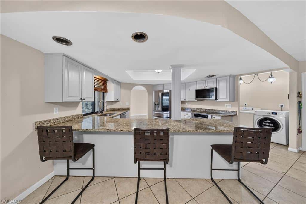 1928 Savona Pkwy, Cape Coral, photo 10
