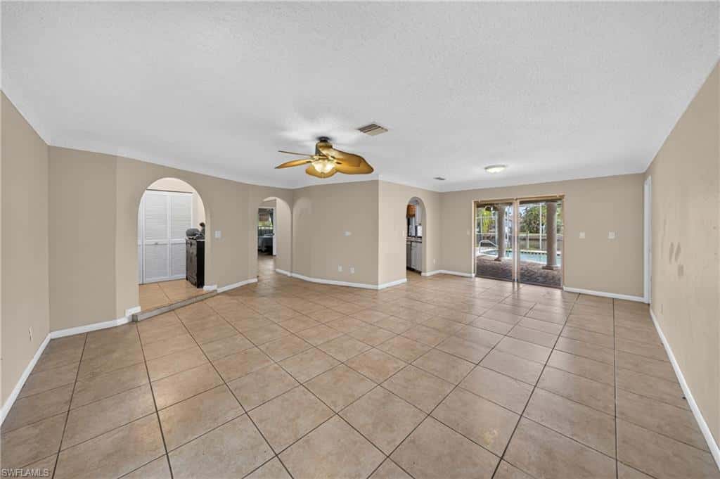 1928 Savona Pkwy, Cape Coral, photo 4
