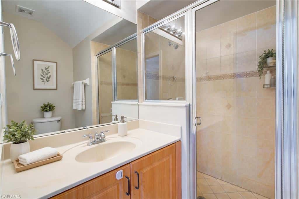 7020 Ambrosia Ln #1108, Naples, photo 17