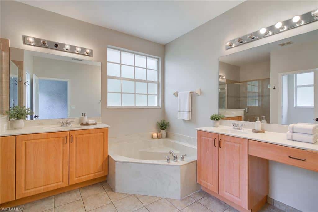 7020 Ambrosia Ln #1108, Naples, photo 16