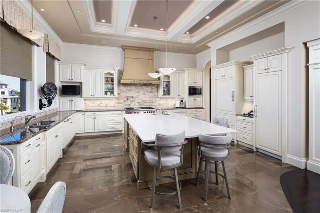 101 Jumento Cay Ln, Bonita Springs, photo 8