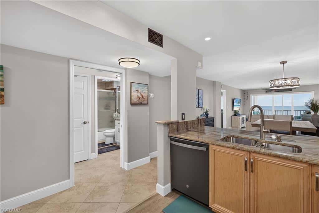 26000 Hickory Blvd #604, Bonita Springs, photo 6
