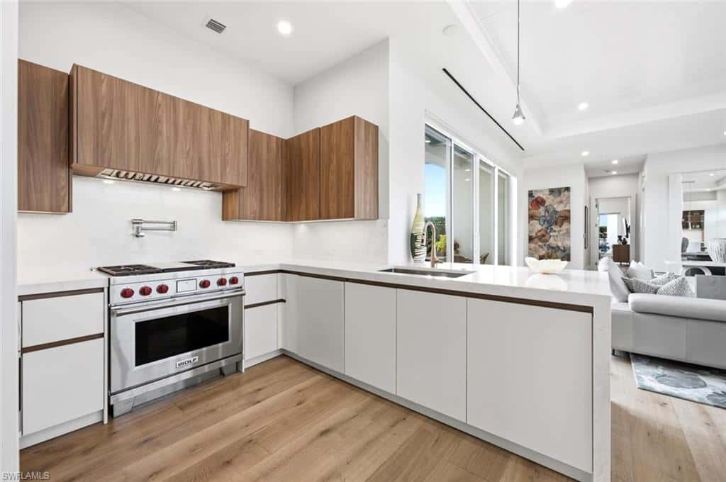 201 8th St S #309, Naples, photo 14