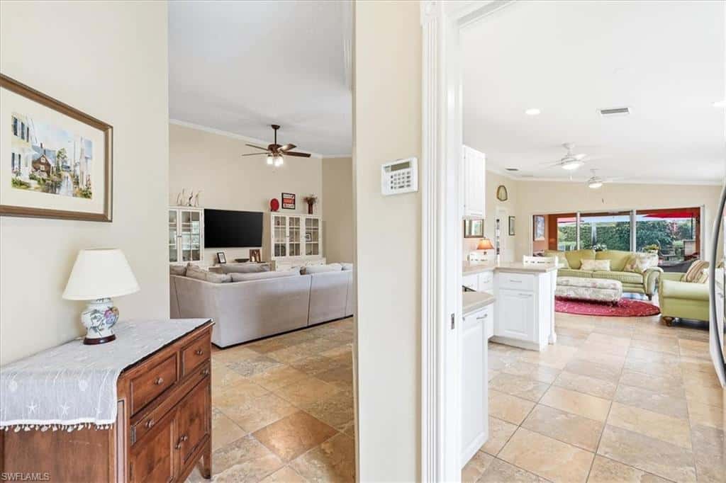 15410 Remora Dr, Bonita Springs, photo 6