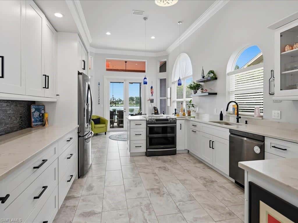 6526 Ilex Cir, Naples, photo 6