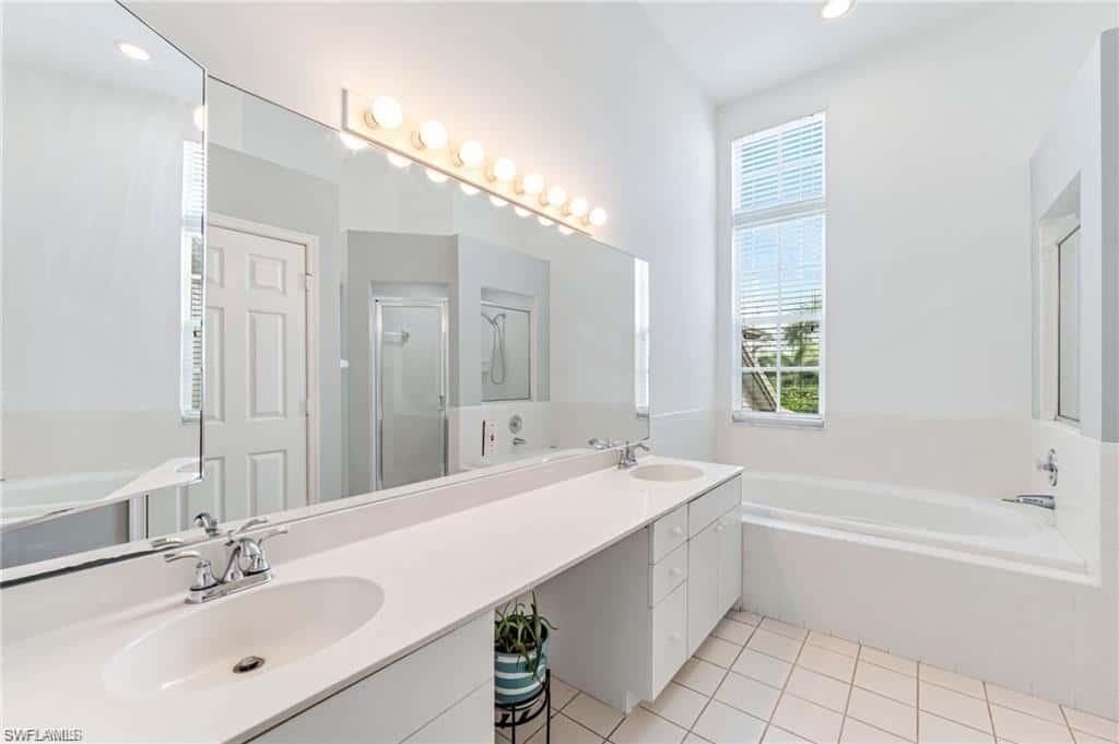 7768 Gardner Dr #202, Naples, photo 9