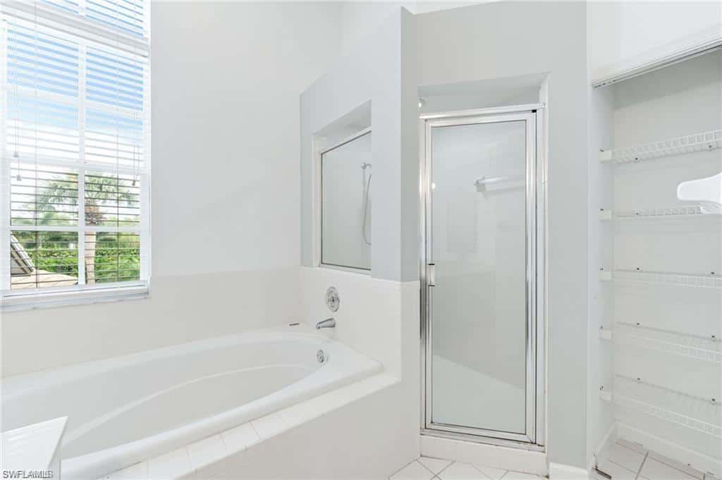 7768 Gardner Dr #202, Naples, photo 10