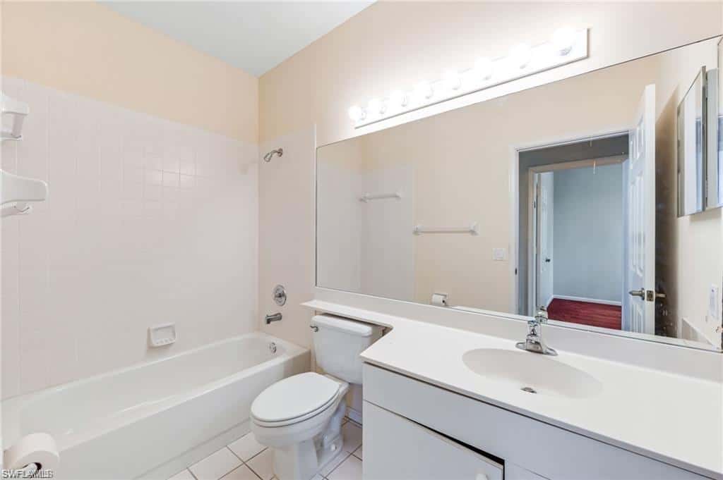 7768 Gardner Dr #202, Naples, photo 11